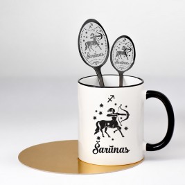 Dovanų rinkinys su zodiako ženklu – vardinis puodelis ir šaukštelis su graviruotu vardu